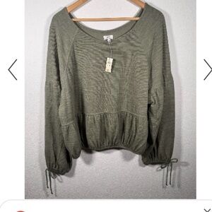 NWT!! Aerie Women's Waffle Knit Pullover Top Green Long Sleeve Tie Hem Size М